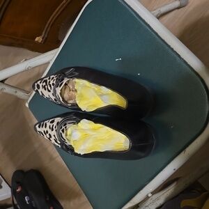 Black and white Cloudwalker